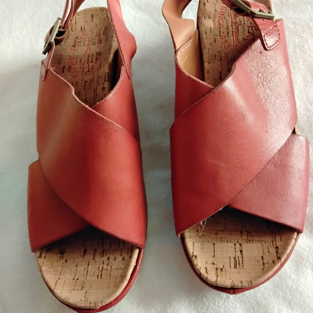 KORK EASE LEATHER WEDGE, BROWN, SZ. 8M - Picture 7 of 9